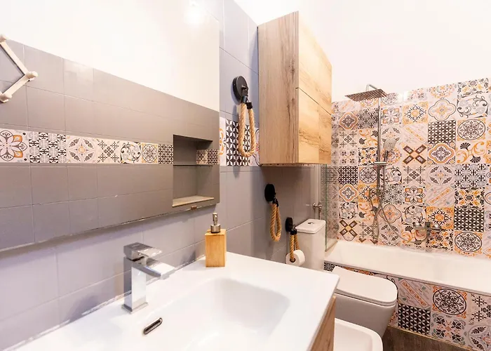 فيلة Eden ليباري